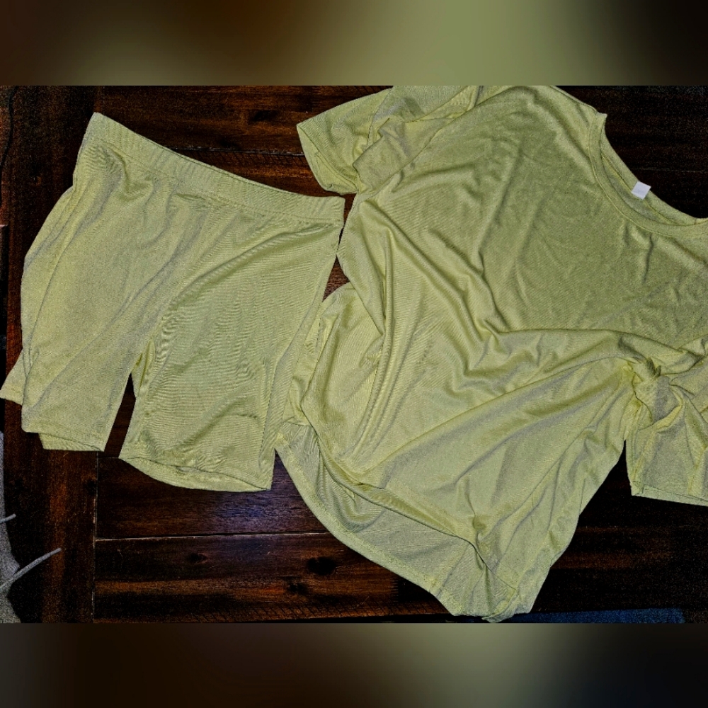 Viral tik tok biker shorts set lime yellow